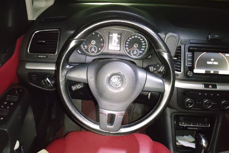 Used Volkswagen Sharan 2014 2.0 TSI Standard Model Steering Wheel