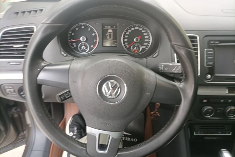 Used Volkswagen Sharan 2014 2.0 TSI Standard Model Steering Wheel