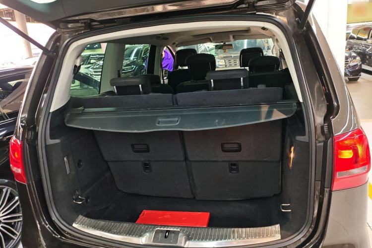 Used Volkswagen Sharan 2014 2.0 TSI Standard Model Trunk