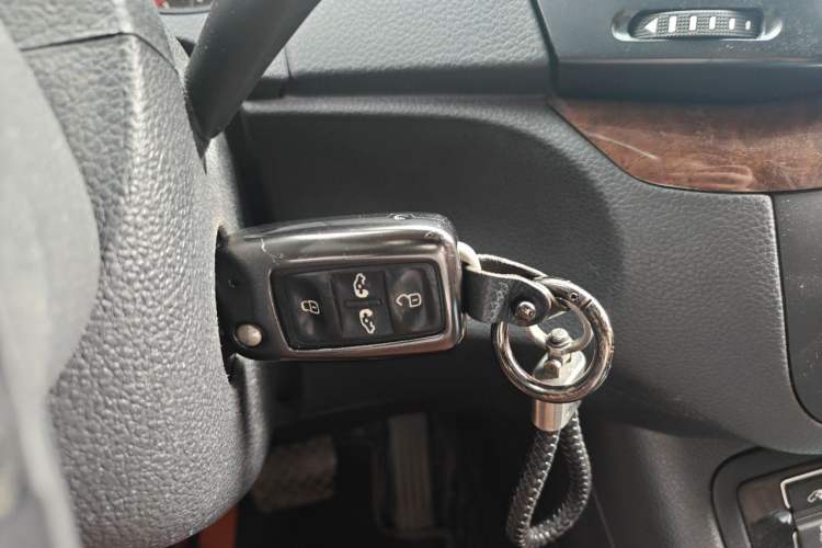 Used Volkswagen Sharan 2014 2.0 TSI Comfort Model Vehicle Key