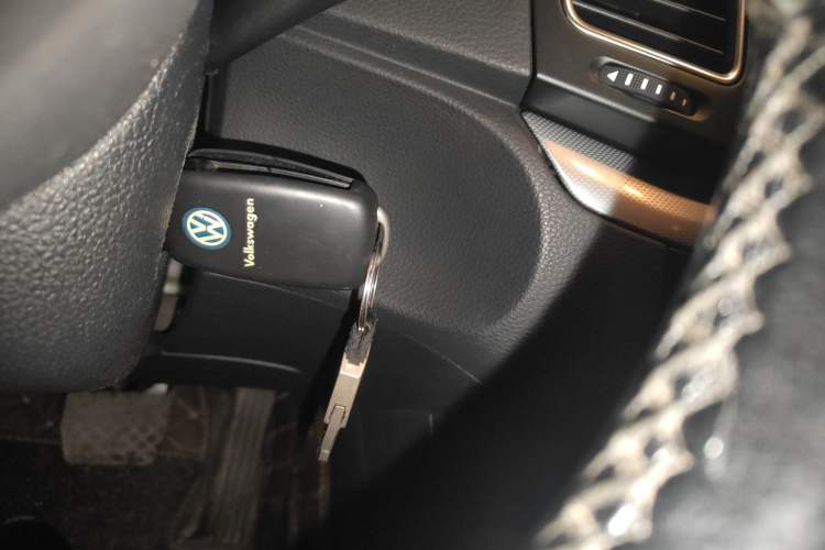 Used Volkswagen Sharan 2014 2.0 TSI Standard Model Vehicle Key