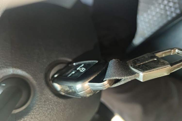 Used Volkswagen Sharan 2014 2.0 TSI Comfort Model Vehicle Key