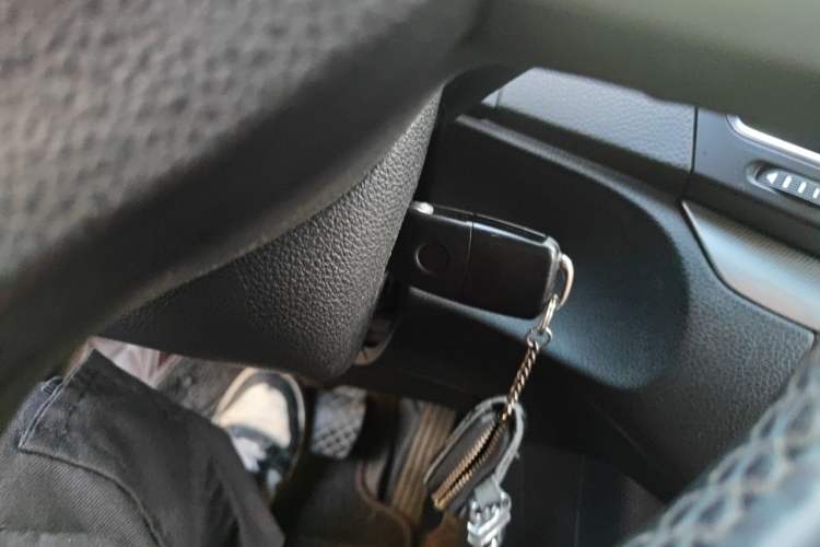 Used Volkswagen Sharan 2014 2.0 TSI Standard Model Vehicle Key