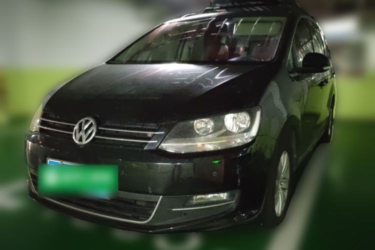 Used Volkswagen Sharan 2014 2.0 TSI Standard Model Guazi used car, China used car export, Used car for sale, Used Volkswagen cars, Cheapest cars for sale
