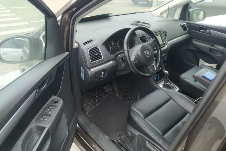 Used Volkswagen Sharan 2014 2.0 TSI Standard Model Driver Seat