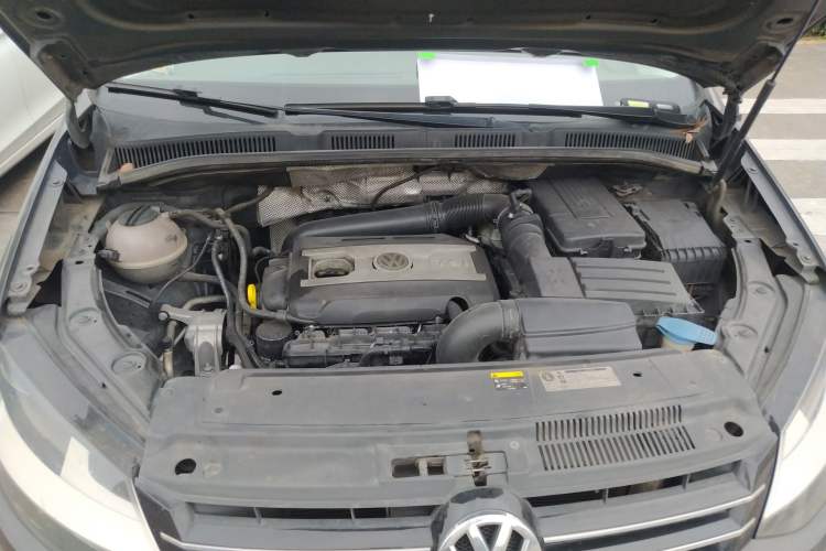 Used Volkswagen Sharan 2014 2.0 TSI Standard Model Engine Bay