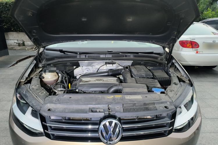 Used Volkswagen Sharan 2014 2.0 TSI Standard Model Engine Bay