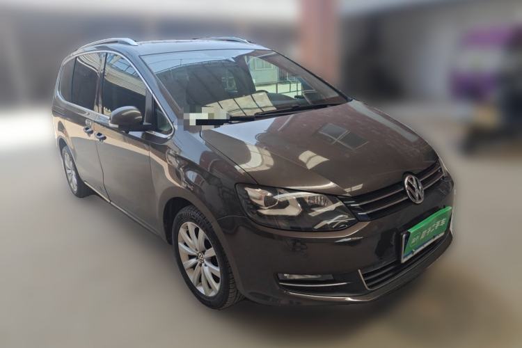 Used Volkswagen Sharan 2014 2.0 TSI Comfort Model Front Right 45 Deg