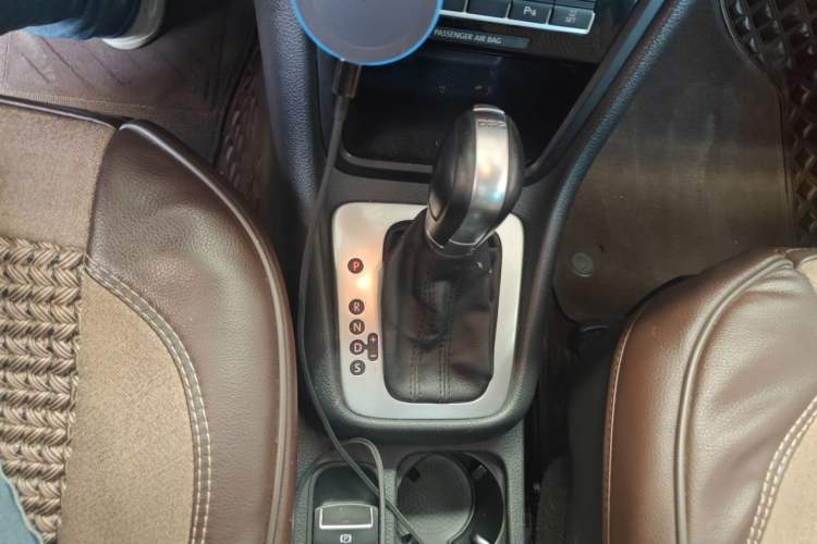 Used Volkswagen Sharan 2014 2.0 TSI Comfort Model Gear Lever