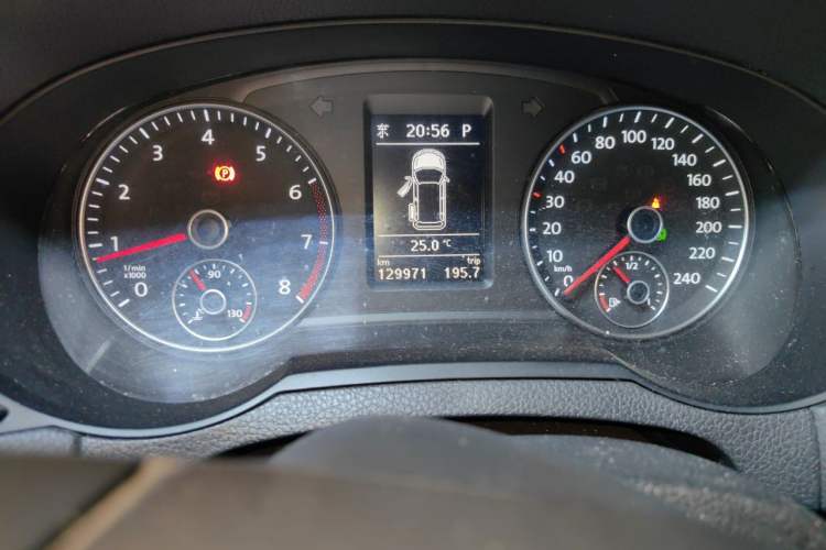 Used Volkswagen Sharan 2014 2.0 TSI Standard Model Instrument Cluster