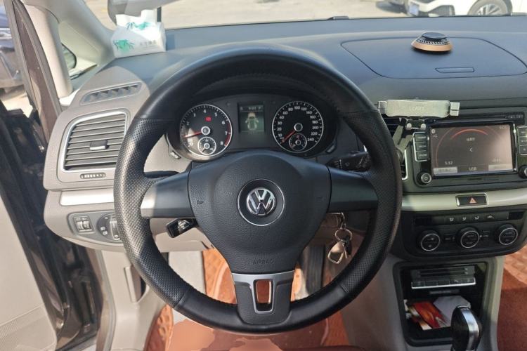 Used Volkswagen Sharan 2014 2.0 TSI Standard Model Steering Wheel
