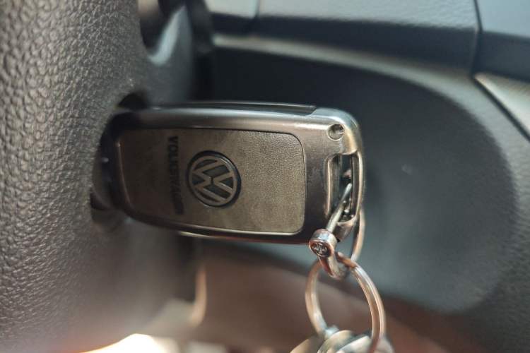 Used Volkswagen Sharan 2014 2.0 TSI Standard Model Vehicle Key