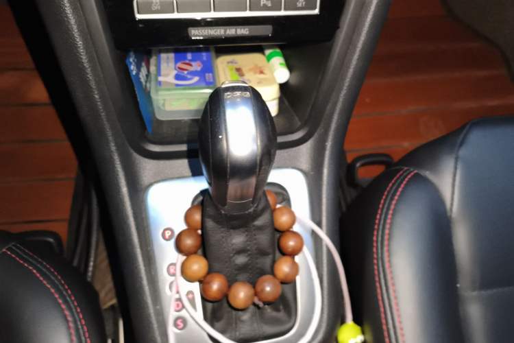 Used Volkswagen Sharan 2014 2.0 TSI Standard Model Gear Lever