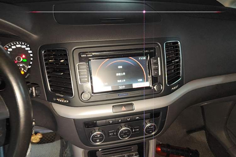 Used Volkswagen Sharan 2014 2.0 TSI Standard Model Audio And AC Panel