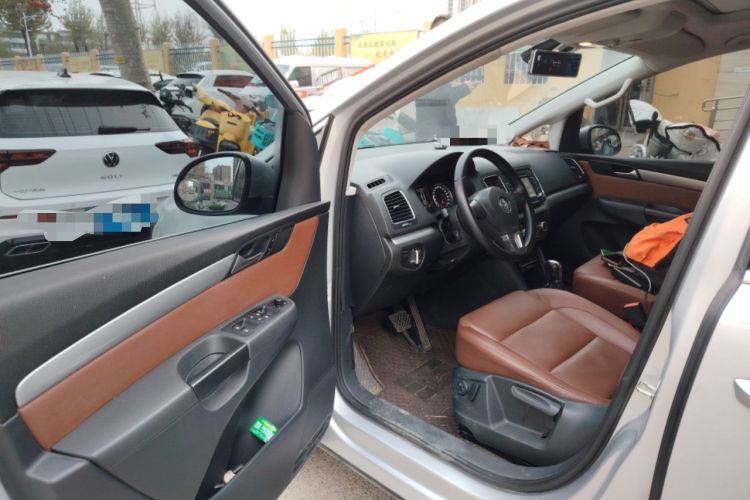 Used Volkswagen Sharan 2014 2.0 TSI Standard Model Driver Seat