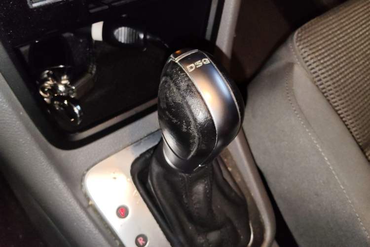 Used Volkswagen Sharan 2014 2.0 TSI Standard Model Gear Lever