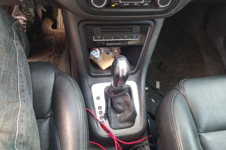 Used Volkswagen Sharan 2014 2.0 TSI Standard Model Gear Lever