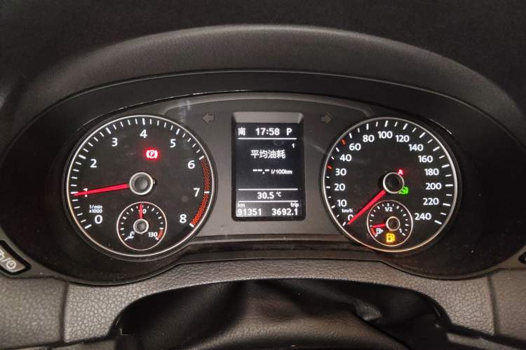 Used Volkswagen Sharan 2014 2.0 TSI Standard Model Instrument Cluster