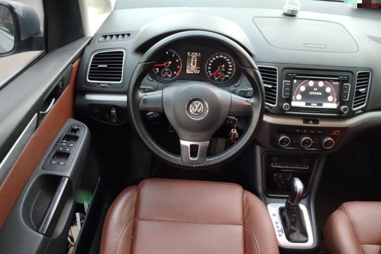 Used Volkswagen Sharan 2014 2.0 TSI Standard Model Steering Wheel