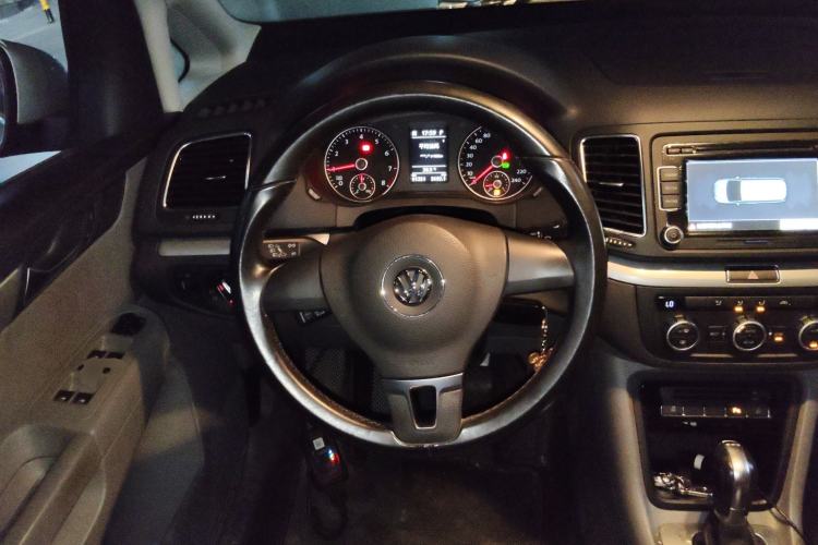Used Volkswagen Sharan 2014 2.0 TSI Standard Model Steering Wheel