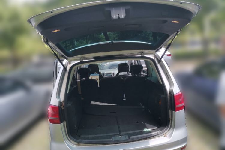 Used Volkswagen Sharan 2014 2.0 TSI Standard Model Trunk