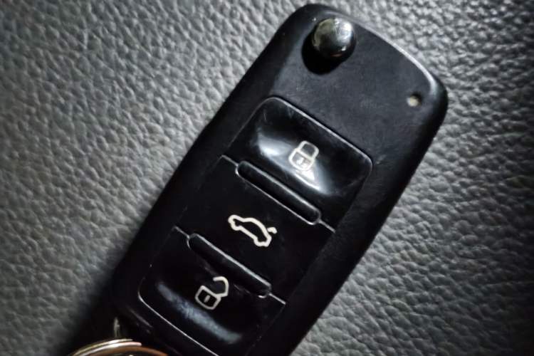 Used Volkswagen Sharan 2014 2.0 TSI Standard Model Vehicle Key