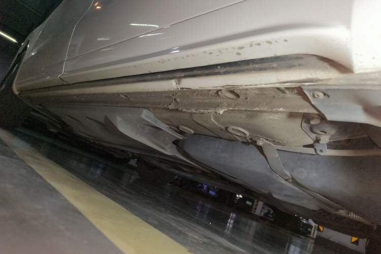 Used Volkswagen Sharan 2014 2.0 TSI Luxury Model Chassis Rear Left