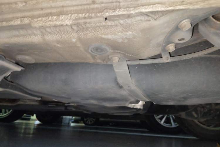 Used Volkswagen Sharan 2014 2.0 TSI Standard Model Chassis Rear Left