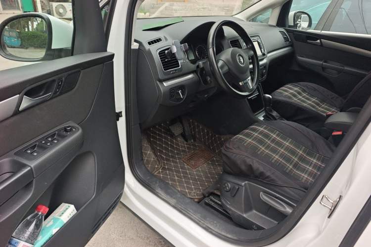 Used Volkswagen Sharan 2014 2.0 TSI Standard Model Driver Seat