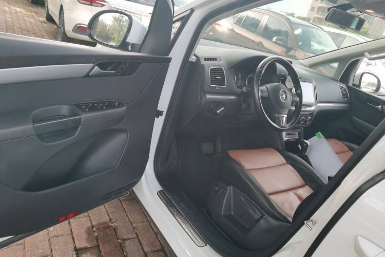Used Volkswagen Sharan 2014 2.0 TSI Standard Model Driver Seat