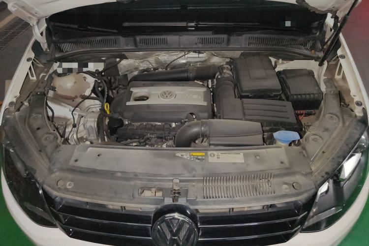 Used Volkswagen Sharan 2014 2.0 TSI Luxury Model Engine Bay