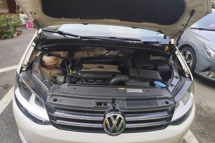 Used Volkswagen Sharan 2014 2.0 TSI Standard Model Engine Bay