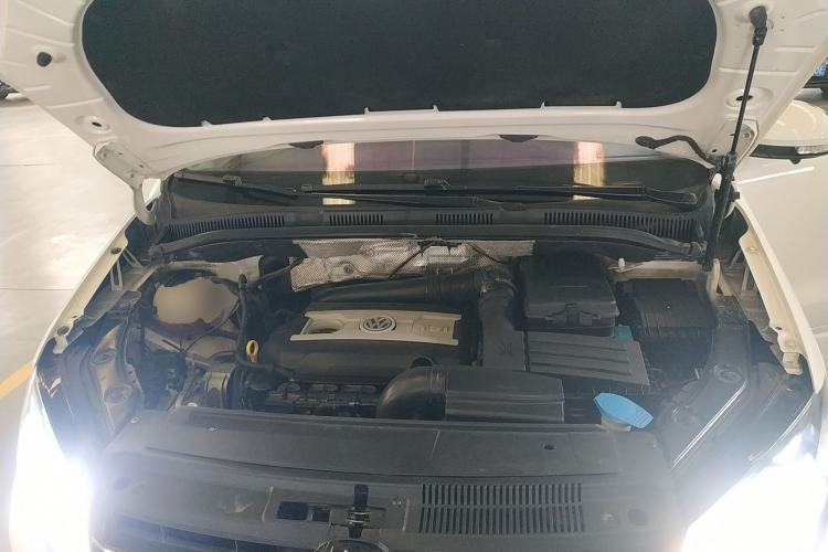 Used Volkswagen Sharan 2014 2.0 TSI Standard Model Engine Bay