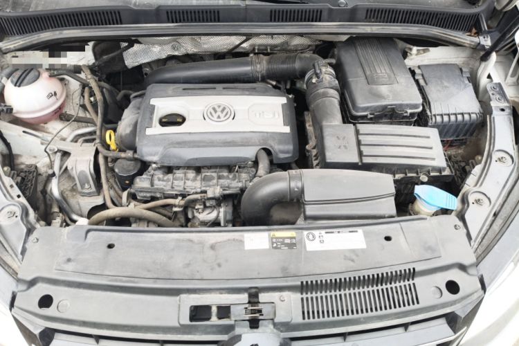 Used Volkswagen Sharan 2014 2.0 TSI Standard Model Engine Bay