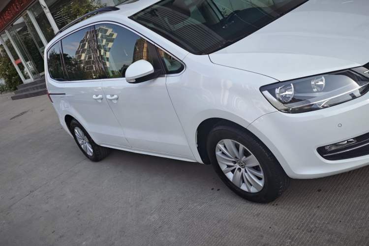 Used Volkswagen Sharan 2014 2.0 TSI Standard Model Exterior 2
