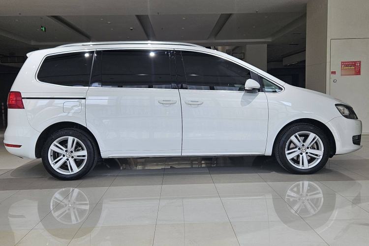 Used Volkswagen Sharan 2014 2.0 TSI Comfort Model Exterior 3