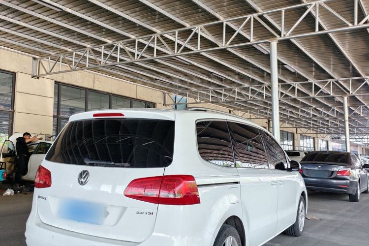 Used Volkswagen Sharan 2014 2.0 TSI Comfort Model Exterior 4