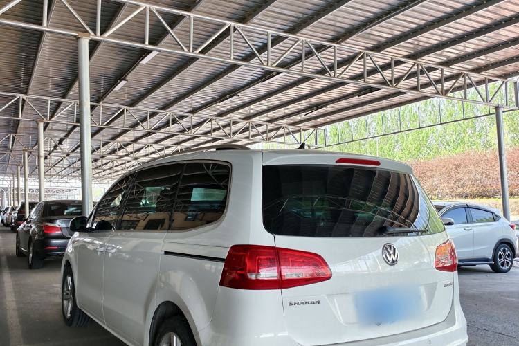 Used Volkswagen Sharan 2014 2.0 TSI Comfort Model Exterior 6