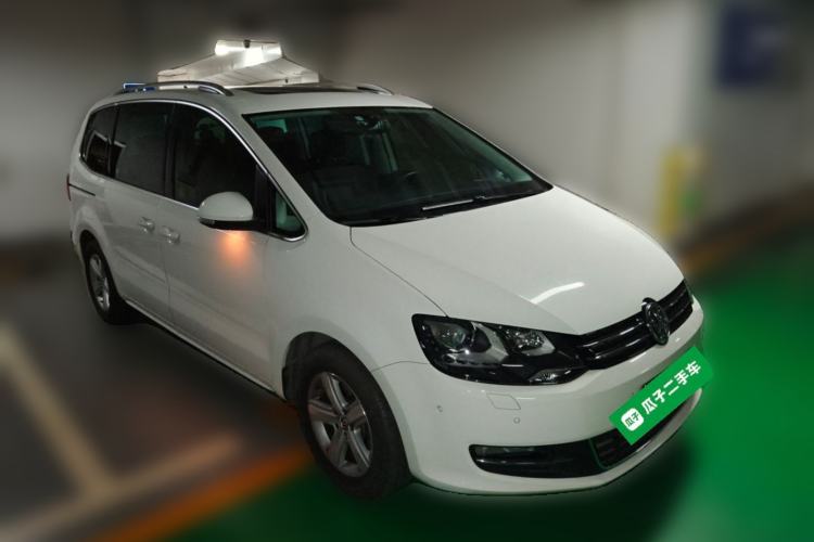 Used Volkswagen Sharan 2014 2.0 TSI Luxury Model Front Right 45 Deg