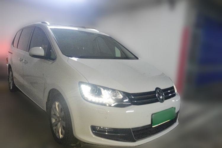 Used Volkswagen Sharan 2014 2.0 TSI Comfort Model Front Right 45 Deg