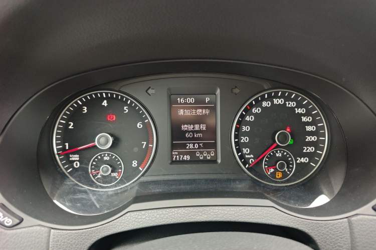 Used Volkswagen Sharan 2014 2.0 TSI Standard Model Instrument Cluster