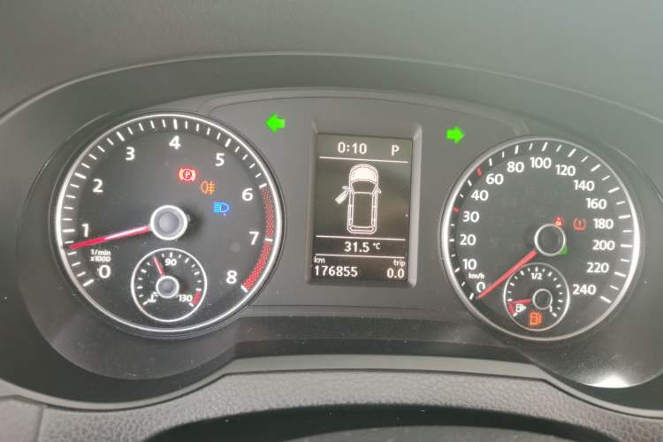Used Volkswagen Sharan 2014 2.0 TSI Standard Model Instrument Cluster