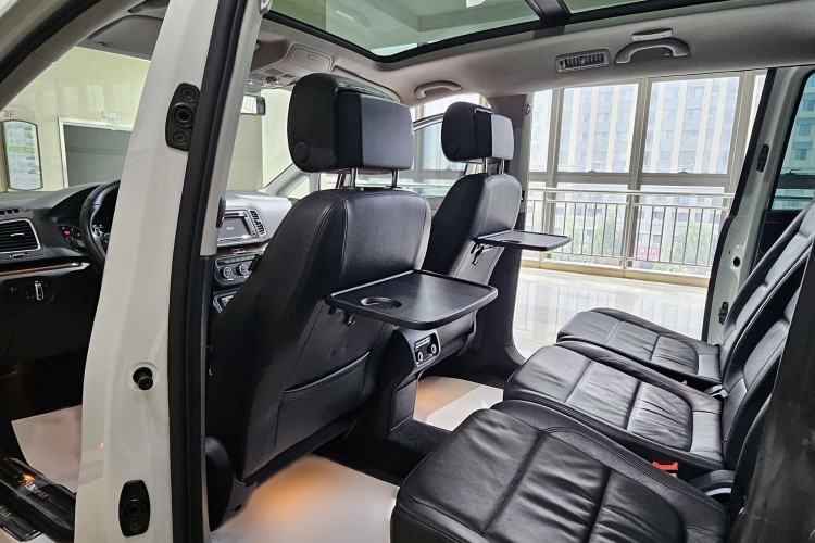 Used Volkswagen Sharan 2014 2.0 TSI Comfort Model Interior 10