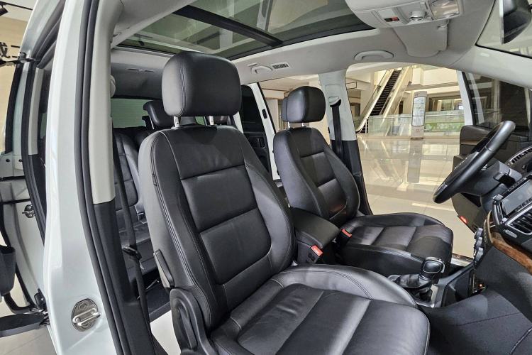 Used Volkswagen Sharan 2014 2.0 TSI Comfort Model Interior 13