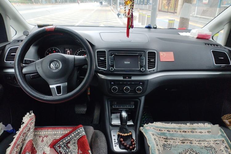 Used Volkswagen Sharan 2014 2.0 TSI Standard Model Interior 2