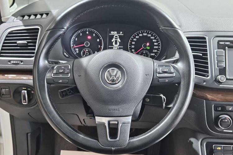 Used Volkswagen Sharan 2014 2.0 TSI Comfort Model Interior 3