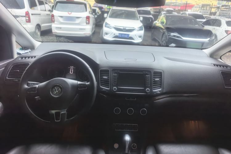 Used Volkswagen Sharan 2014 2.0 TSI Luxury Model Interior 4