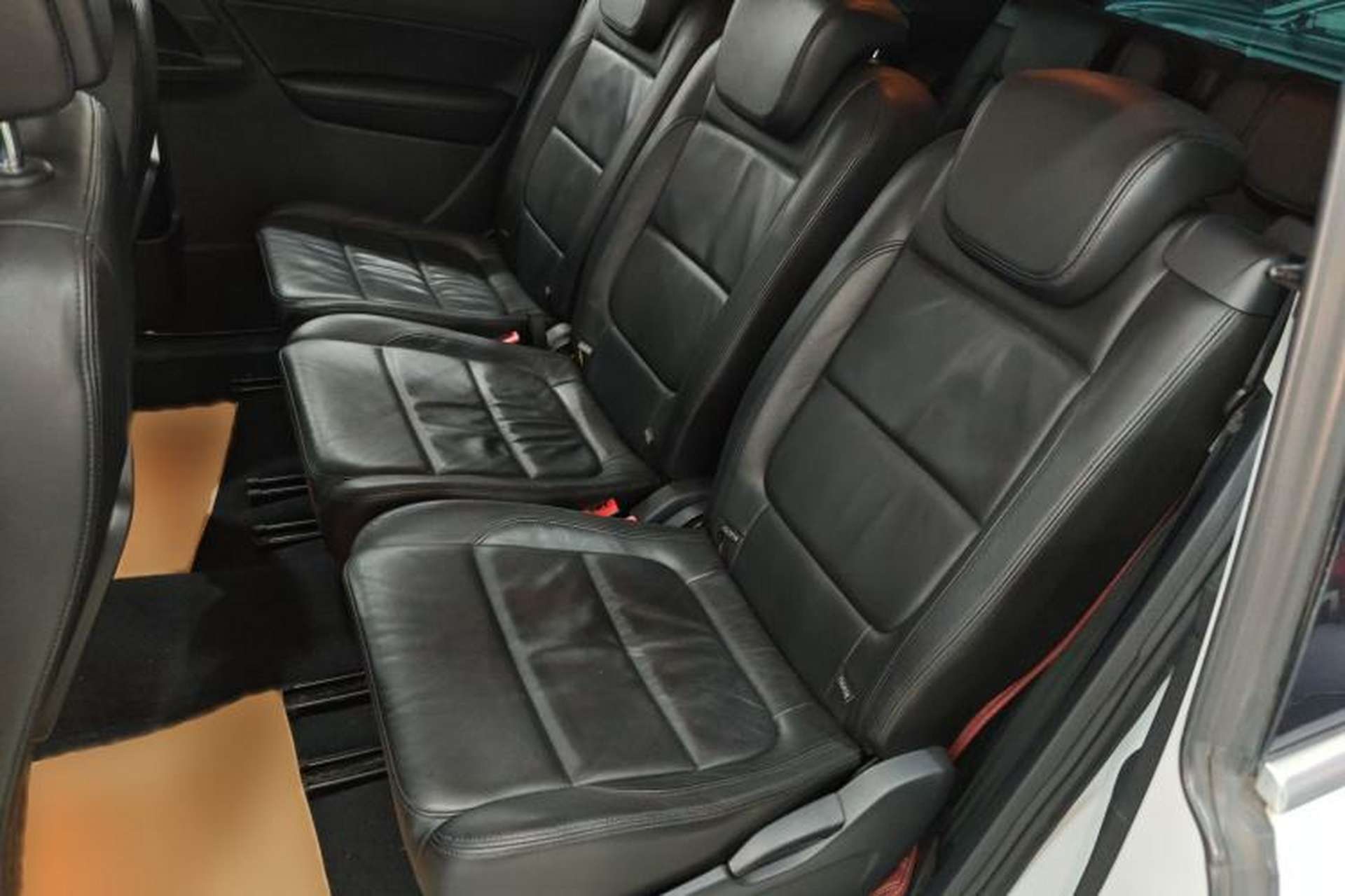 Used Volkswagen Sharan 2014 2.0 TSI Comfort Model Interior 4