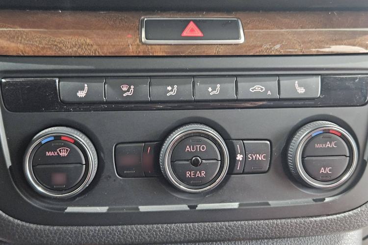 Used Volkswagen Sharan 2014 2.0 TSI Comfort Model Interior 6