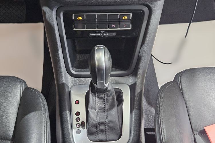 Used Volkswagen Sharan 2014 2.0 TSI Comfort Model Interior 8